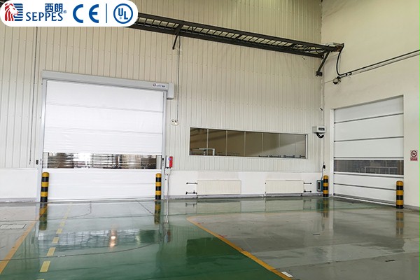 快速門(mén)行業(yè)新標(biāo)桿：西朗1500萬(wàn)保險(xiǎn)護(hù)航品質(zhì)